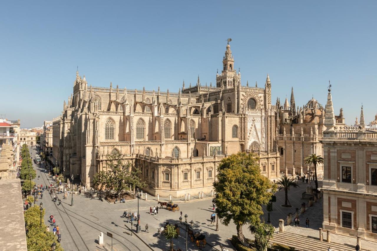 Isg Apartments Catedral Севилья Экстерьер фото